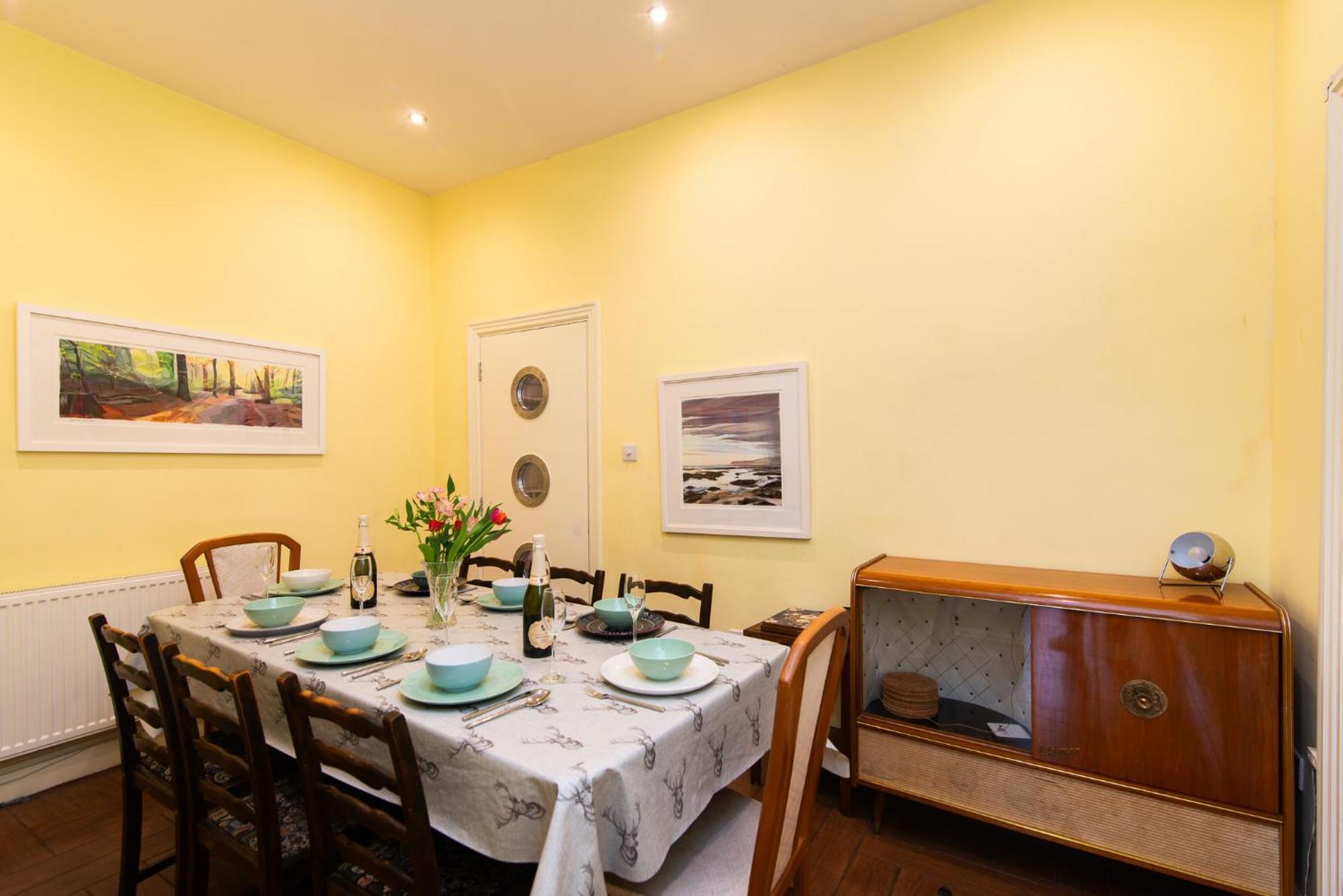 Spacious Retreat With River Views Near Peak District Matlock  Ngoại thất bức ảnh