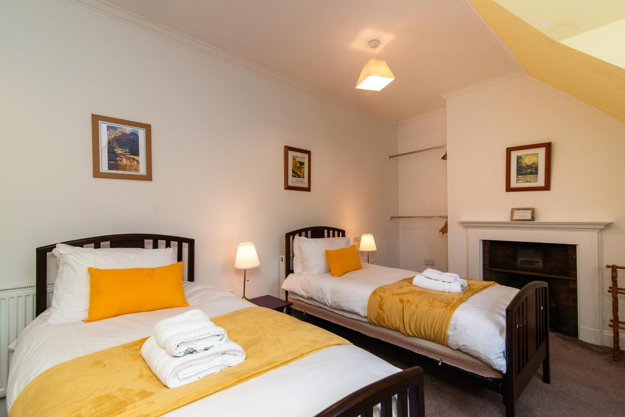 Spacious Retreat With River Views Near Peak District Matlock  Ngoại thất bức ảnh