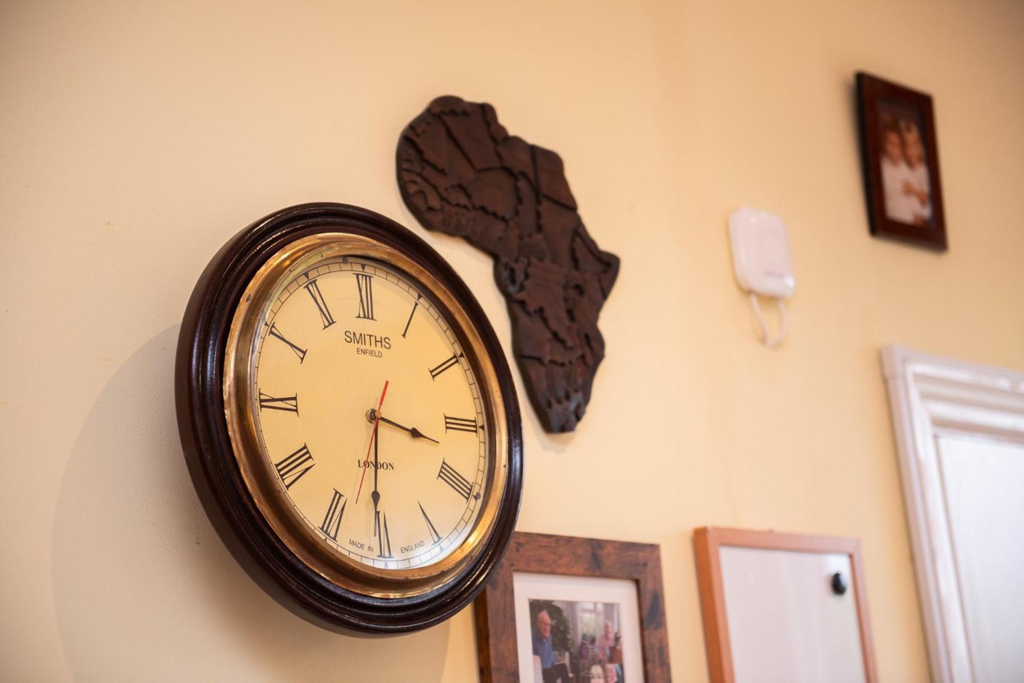 Spacious Retreat With River Views Near Peak District Matlock  Ngoại thất bức ảnh